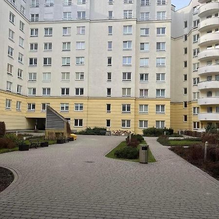 Klimatyzacja - Przy Centrum Onkologii Klinice Novum Dla Pary Badz 4 Osob 바르샤바 외부 사진